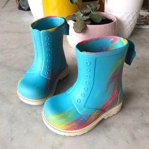 Native Toddler Boots Size 7